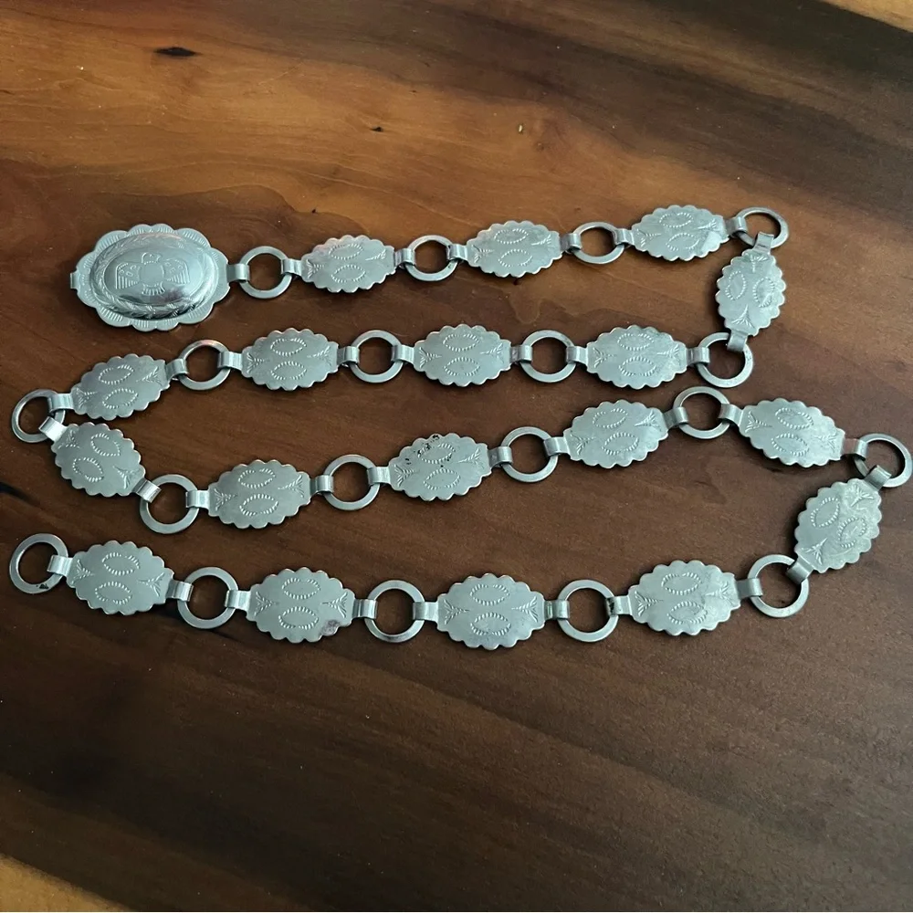 Vintage SILVEL Silver Embossed Link Belt